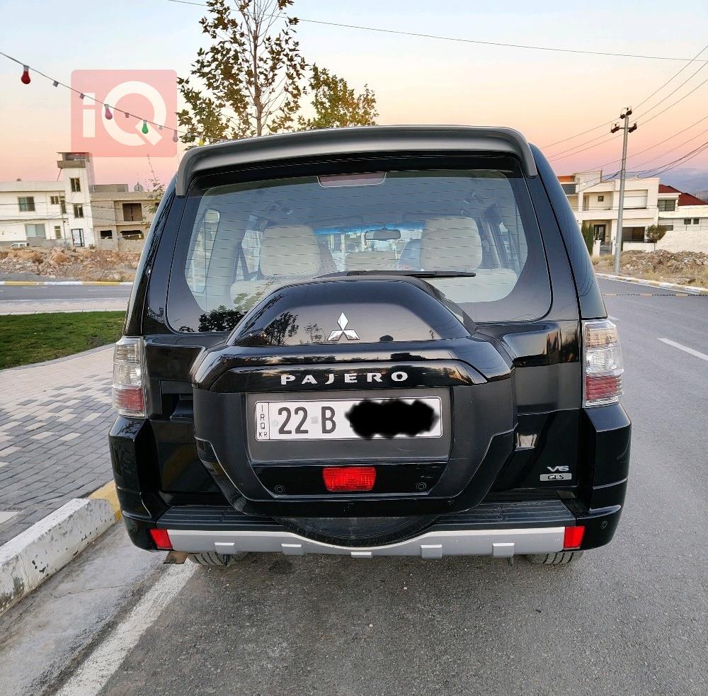 ميتسوبيشي باجيرو